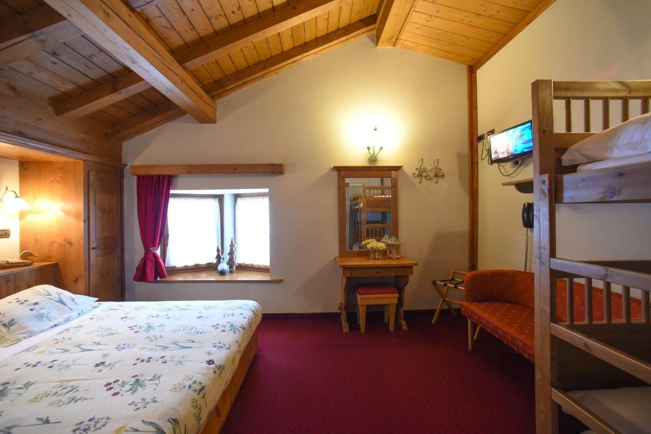 Hotel Garni Il Cirmolo Рока Пиеторе Екстериор снимка